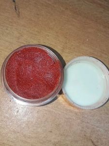 Namyaa Lip scrub