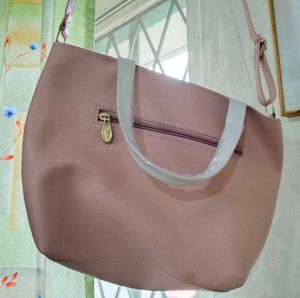 Slingbag on The Go