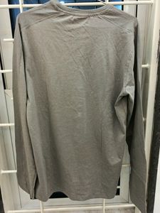 Front printed grey t-shirt