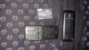 Vintage Hitech Feature Phone