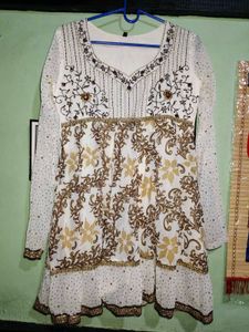 Elegant Embroidered Kurta