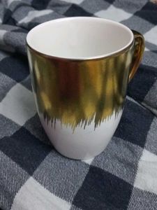 Gold &amp; White Accent Cup quantity 1