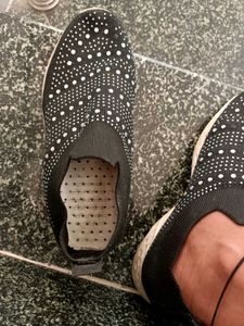 Comfortable Shoes-10 Inches
