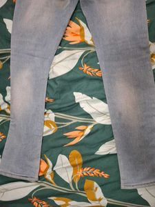 Light Wash Slim Fit Jeans