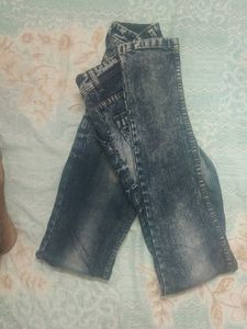 Men&#39;s Distressed Denim Jeans