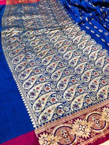 Used 1000 Handloom Kadhua Banarasi
