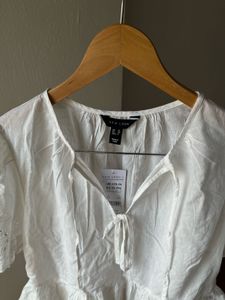 NEW LOOK White Broderie Anglaise Tie Front TOP