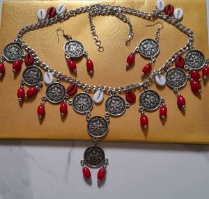 Chain Jewelry.