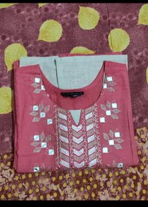 Combo Of Two Beautiful Kurtis.