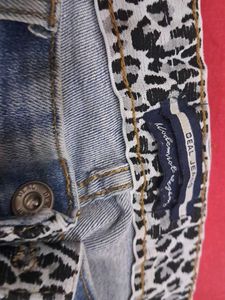 Deal Jeans - Modernist Delight
