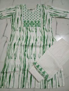 EMBROIDERED KURTI SET