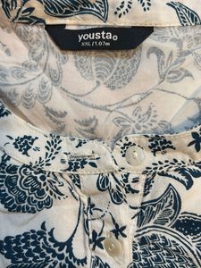 White &amp; Blue Floral Print Kurti