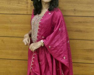 Elegant Pink Kurta Set