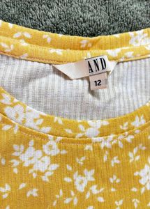 AND Floral Puff Sleeve Top
