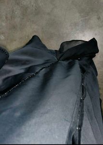 Elegant Black Embellished Fabric abaya 😍😍😍