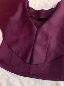 30rs Off🚚Stylish Burgundy Top (Women&#39;s)