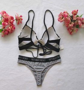 Victoria&#39;s Secret : Beautiful Set