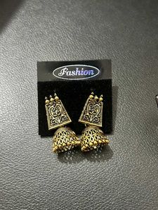 Earrings &amp; Hair Clips Bundle