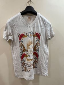 Versace Graphic Tee 🧿