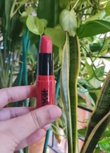 Nykaa Matte Bullet Lipsticks With Organiser