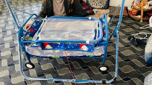 🎊🎉price Drop🎉Baby Cradle/ Jhula /Swing/ Palna