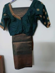 Elegant Green Saree &amp; Blouse