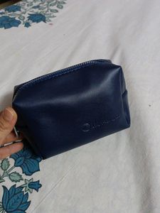 The Moms Co Blue Pouch