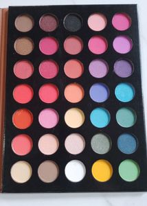 Color Studio Eyeshadow Paltte 🎨