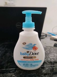 Baby Dove Sensitive Wash