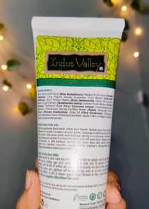 Indus Valley Depigmentation Face Wash