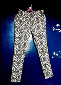 Skinny Jeans ( Balck & White, Stretchable)