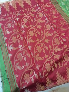Green Taant Benarasi Saree With All Over Zari Work