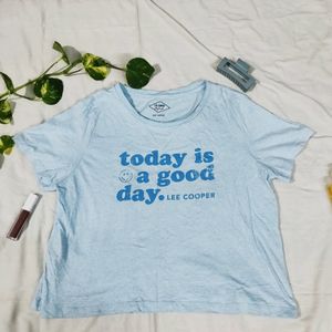 y2k aesthetic crop T-shirt.