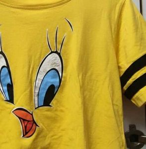 Tweety Bird Graphic Crop Top