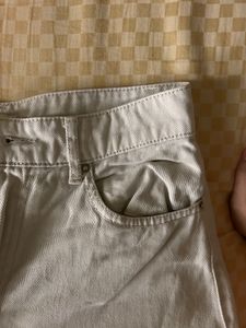 H&amp;M High Rise .Mom Fit Jeans - White Colour