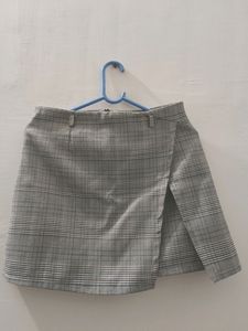 Short Plaid A-line Skirt