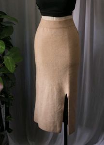 Elegant Beige Pencil Skirt