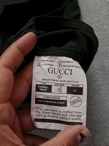 GUCCI Men&#39;s Black Shirt