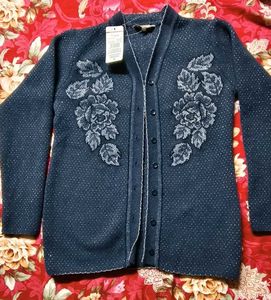 Avassa floral Navy Blue Cardigan 🩶