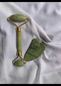 Face Roller And Gua Sha