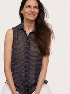 H&M Sleeveless Button-Down Blouse