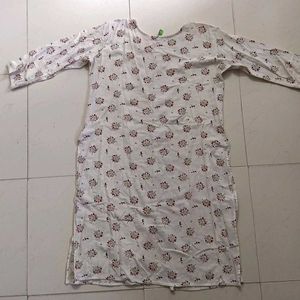 White Kurti
