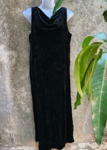2.5.1 BLACK COWL NECK LONG BODYCON