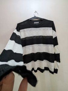 Light Striped Long Sleeve sweater