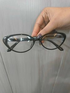 Plain Cat Eye Stylish Glasses/ Shades