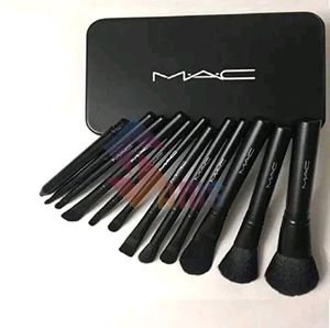 Mac Brush Set Of 12 Pc