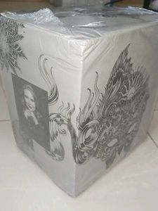A Court of Thorns and Roses Series