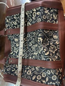 Zouk Leather Handbag