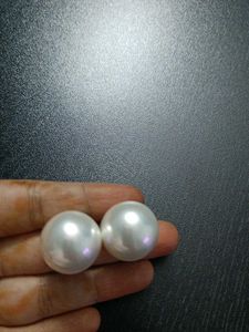 Pearl Studs