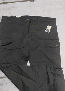 Rifqi Cargo Pants